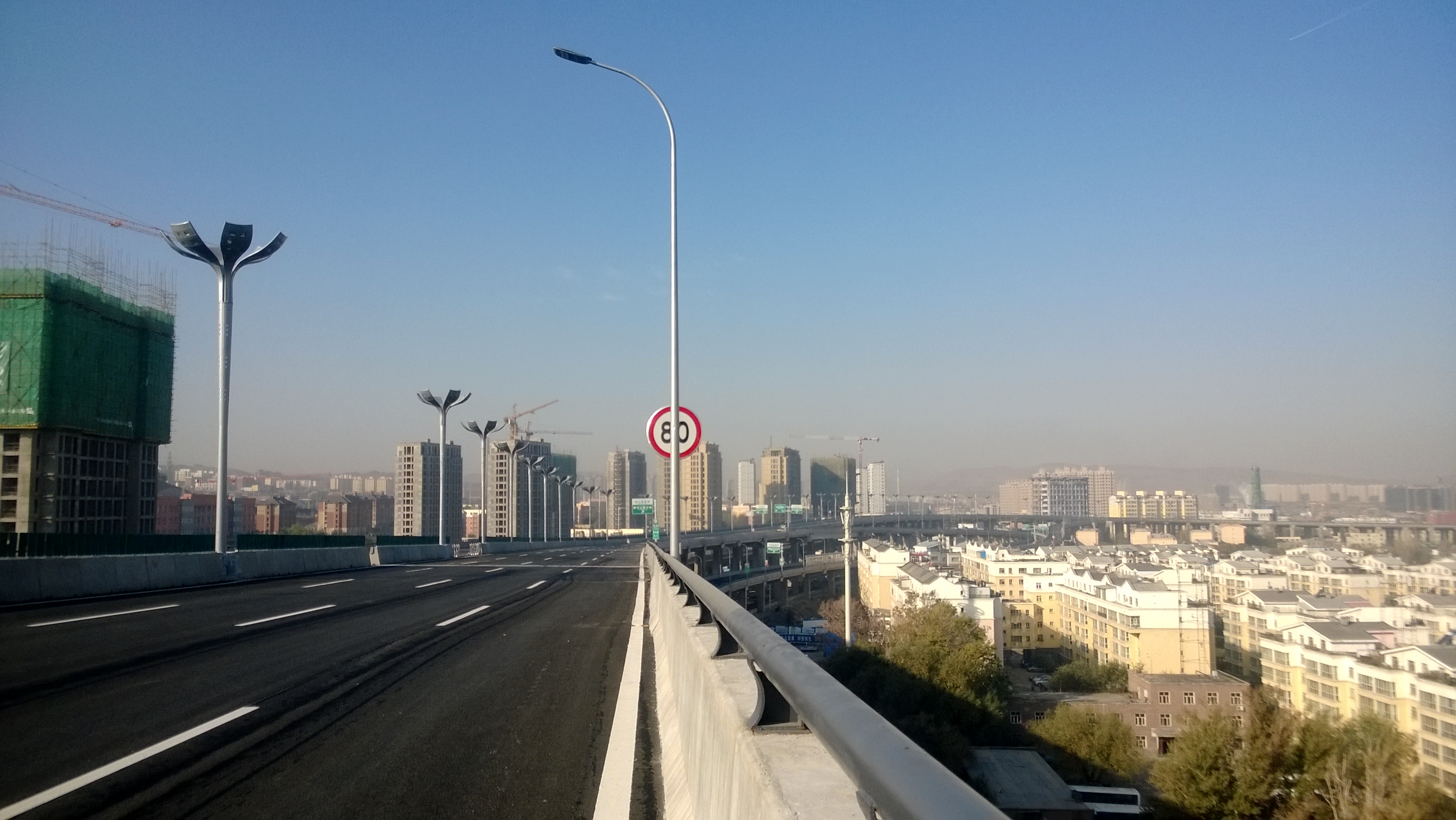 乌市外环快速路道路扩容改建工程（二期）.jpg