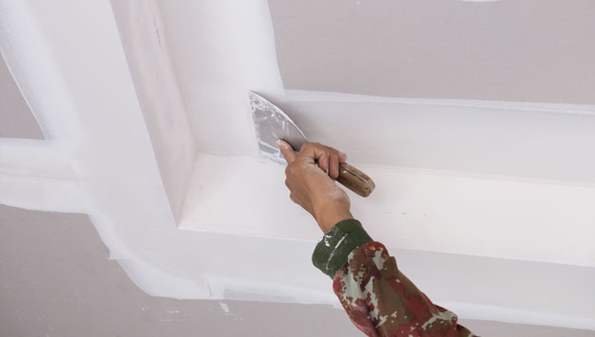 How do you Smooth out a Bumpy Plaster Wall?
