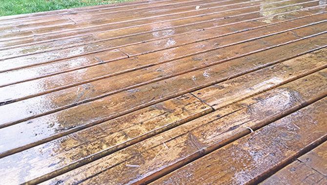 How to Remove Black Mold on Deck Wood Follow Ways
