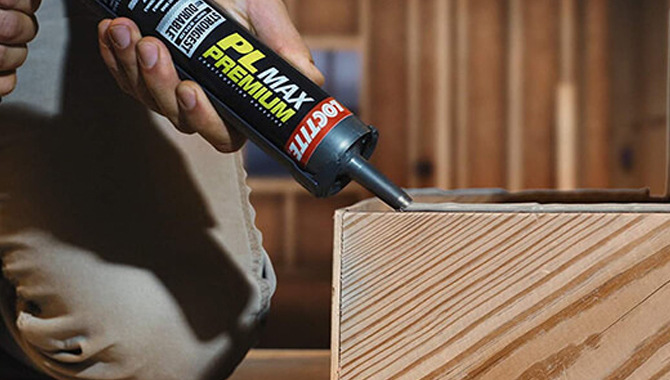 Steps on Attaching a Trim Without Nails or a Nail Gun