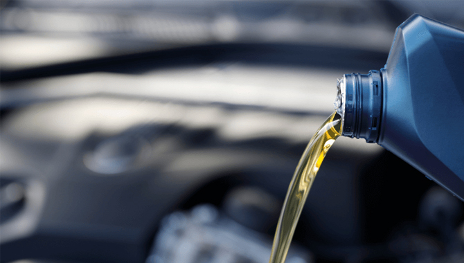 Synthetic or Semi-Synthetic Penetrating OIL