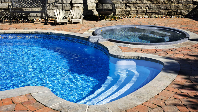 Tips You Should Follow to Seal a Pool Deck