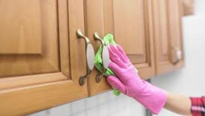 Using Cabinet Cleaner Before Painting