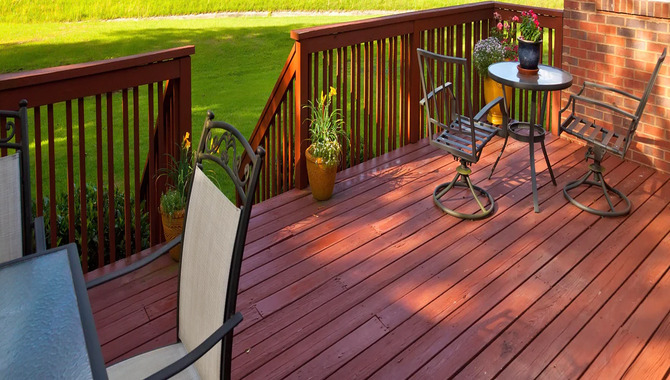 How To Pick The Perfect Deck Stain Color For Your Needs?