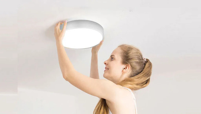 How To Remove Light Fixtures Without Damaging Walls Or Ceilings