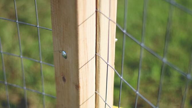 How To Stretch Woven Wire Fence