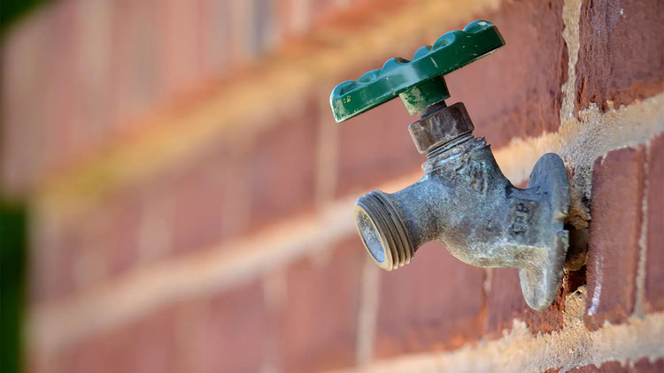 How To Tighten Or Loosen The Outdoor Water Faucets