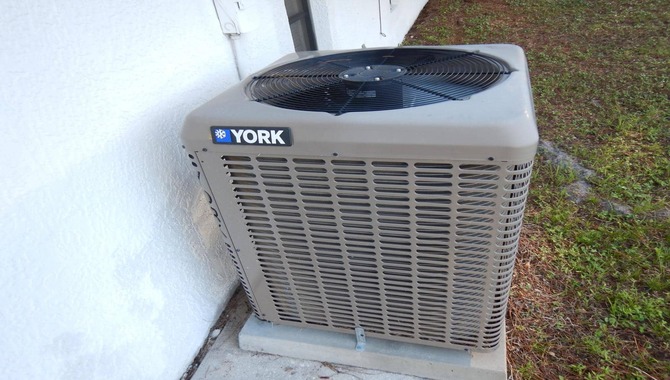 Pros and Cons of Repairing versus Replacing an Air Conditioner