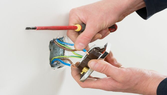Tips For Handling Wires While Replacing An Outlet