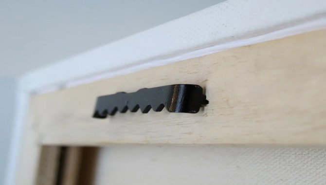 Measure The Position Of Sawtooth Hangers On The Frame