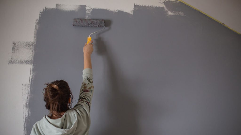 Painting Over Smoke-Stained Walls and Nicotine: 7 Easy Steps