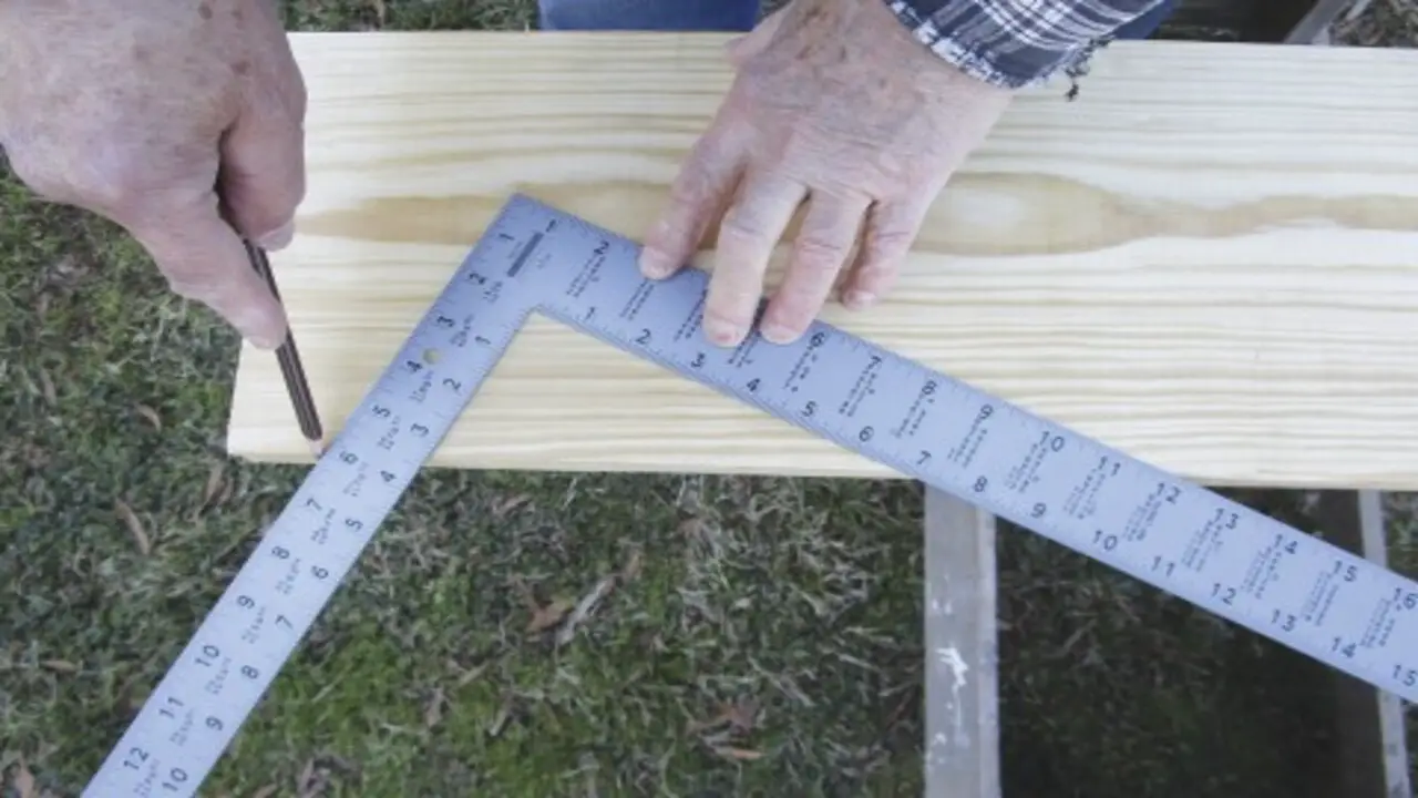 Measuring And Marking For Rafter Placement