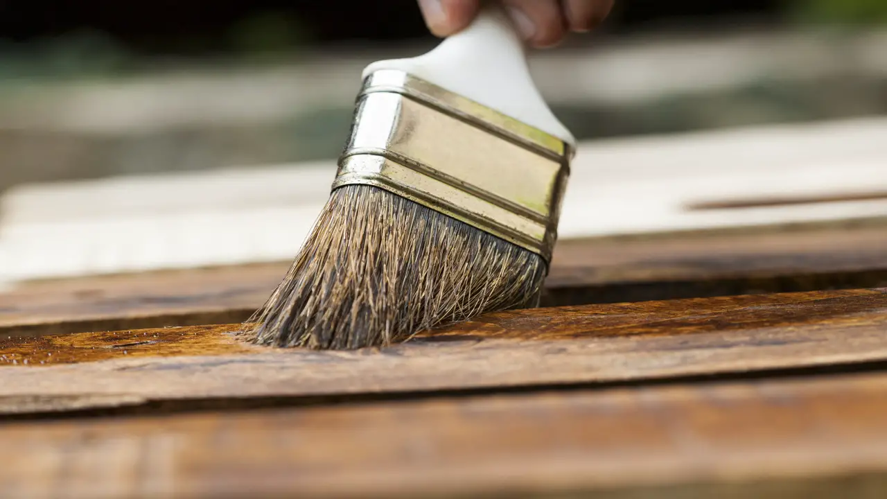 7 Steps To Clean Wood Stain Off Brush