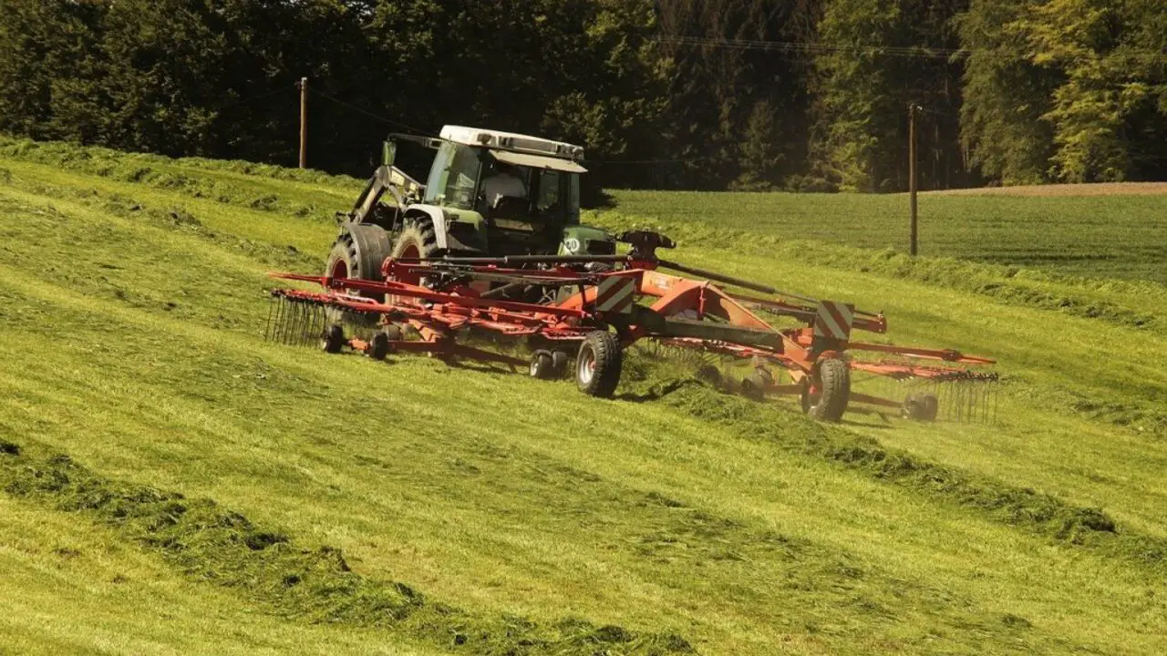 Tips For Efficient And Effective Hayfield Cutting